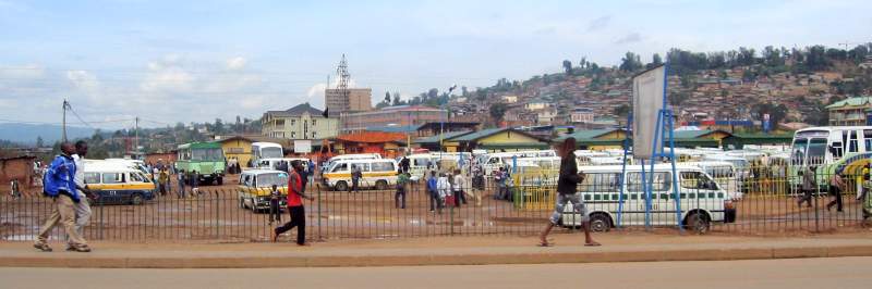 het busstation in Kigali